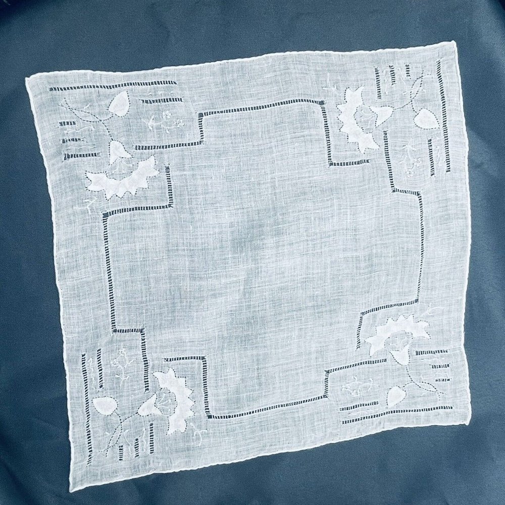 Vintage Wedding Appliqué Drawnwork Linen Hanky Hand Rolled Edge